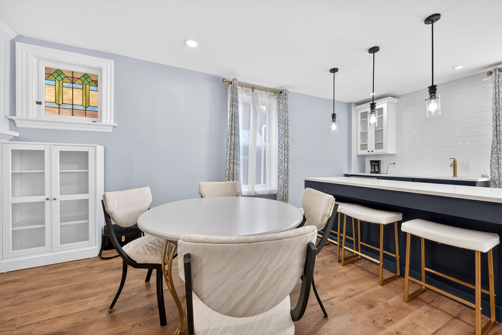 6918 Dartmouth Avenue, St. Louis, MO 63130