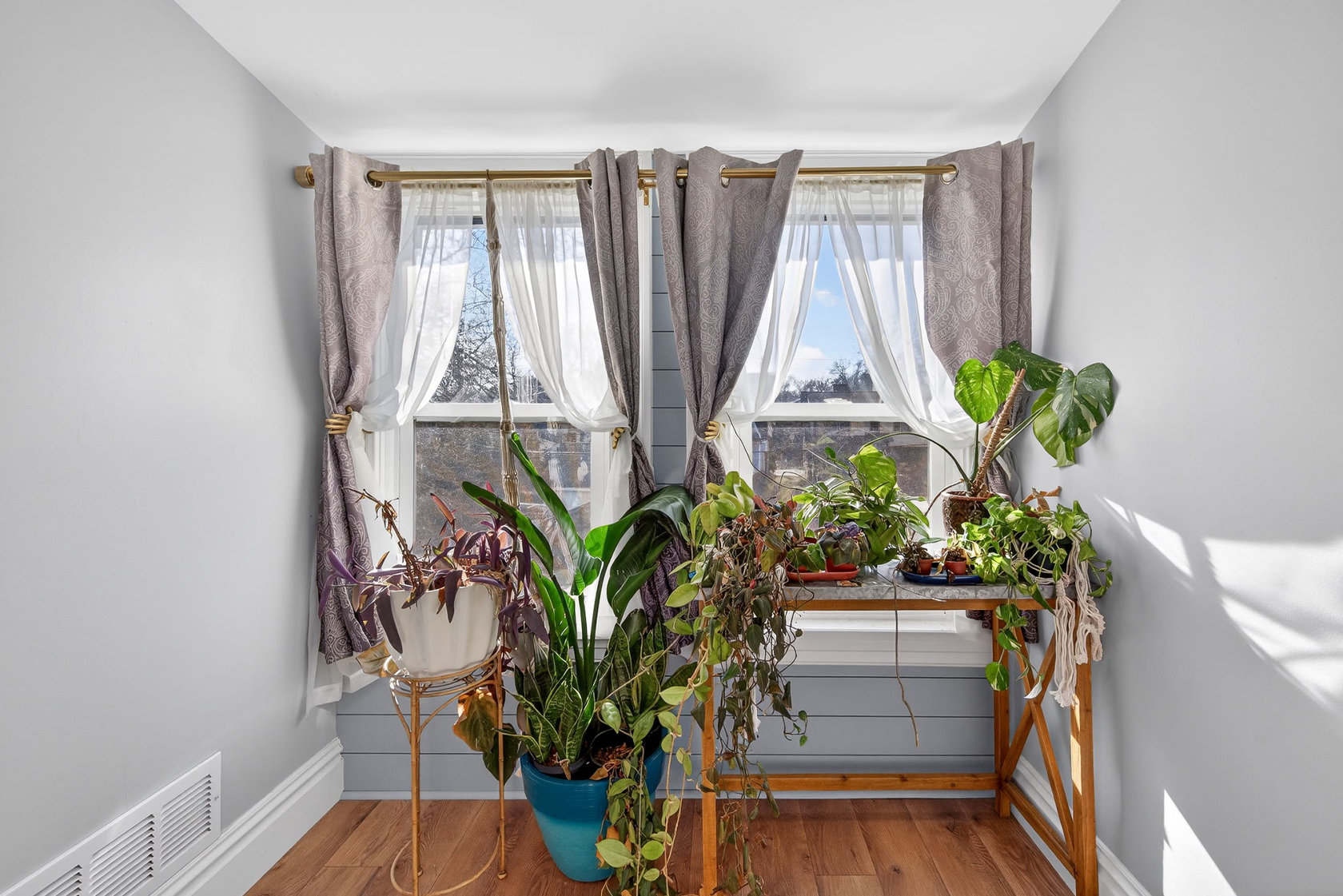 6918 Dartmouth Avenue, St. Louis, MO 63130