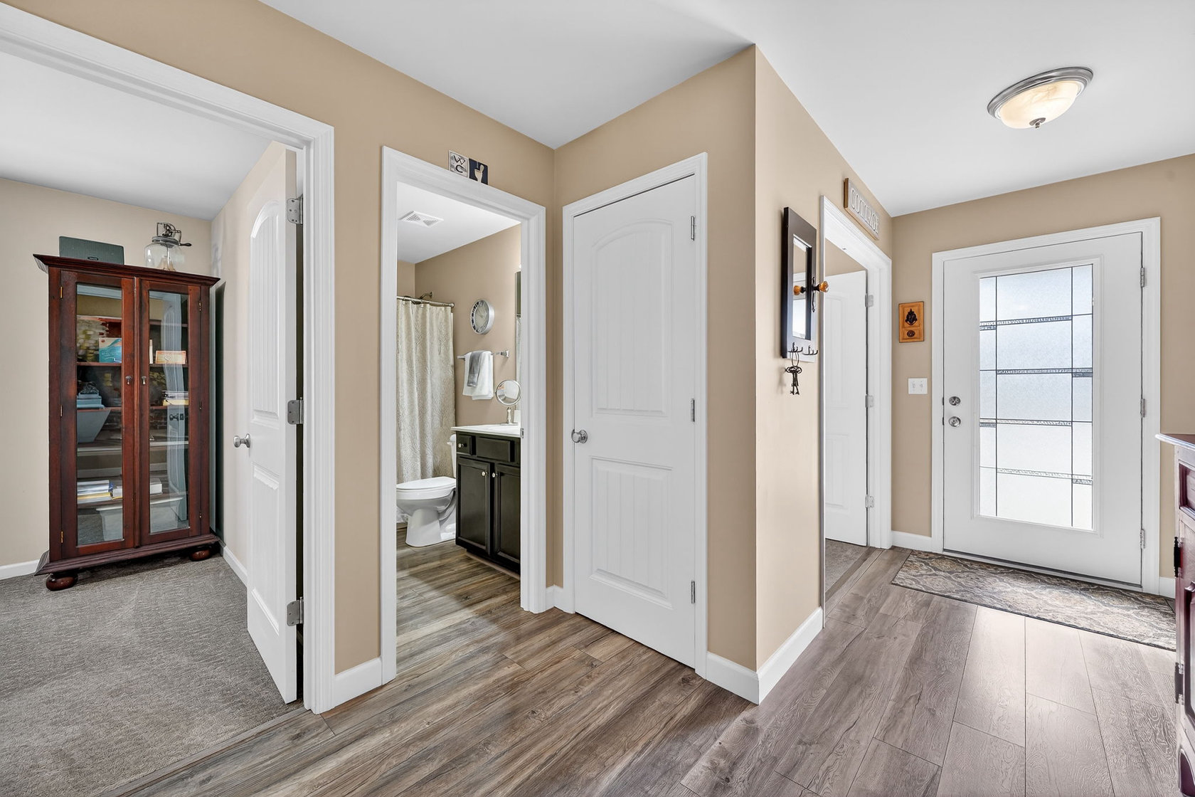 113 Katie Lynn Court Wentzville Ranch Home Hall Bath