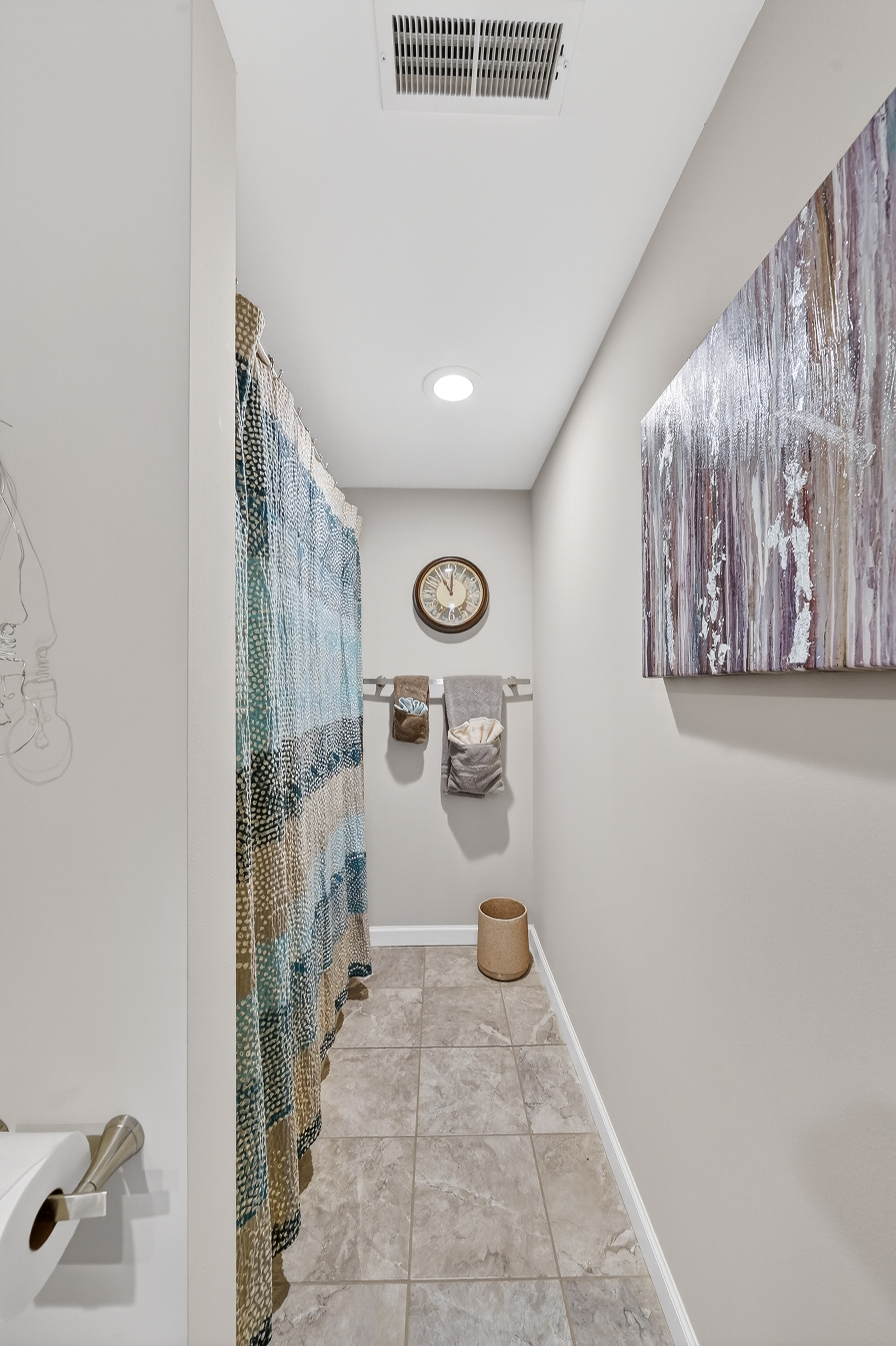 113 Katie Lynn Lower Level Bathroom