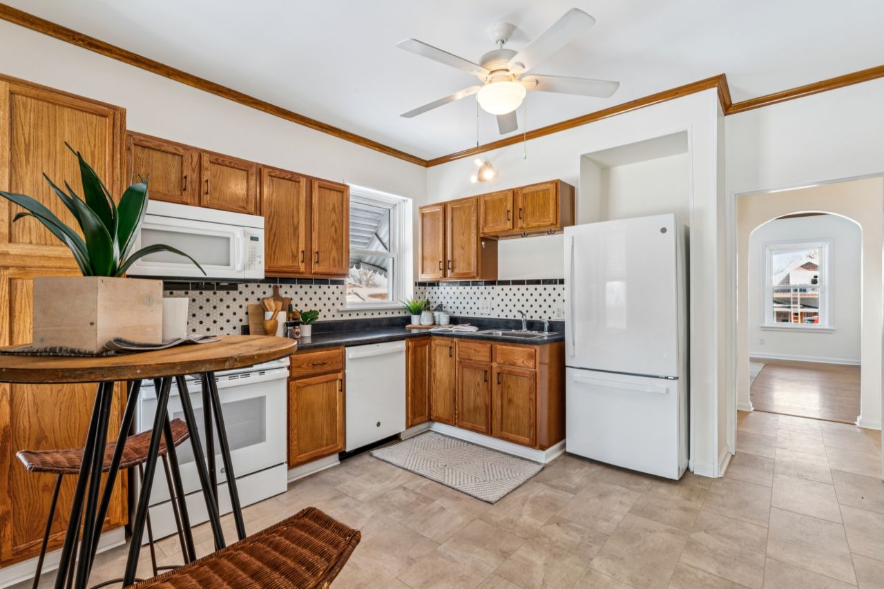 4426 Beethoven St. Louis