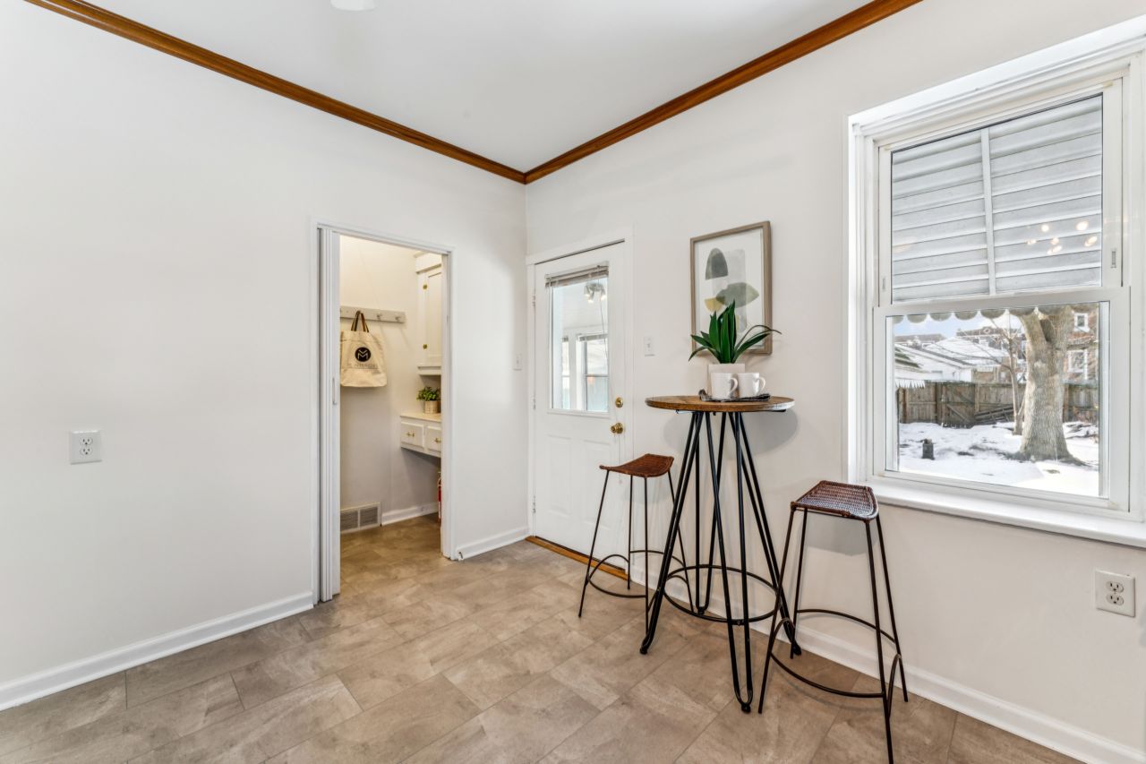 4426 Beethoven St. Louis