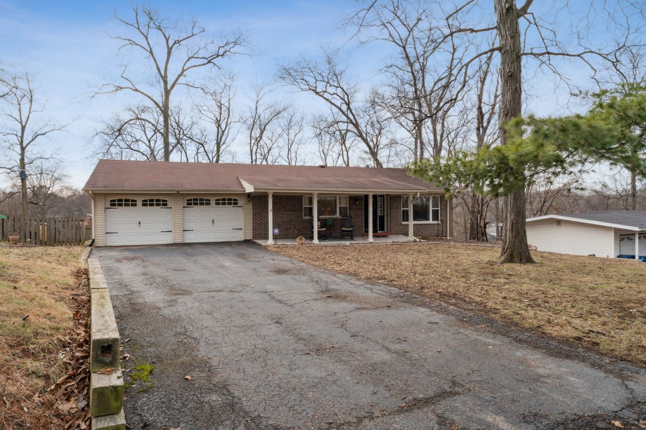 557 Happy Court Ballwin