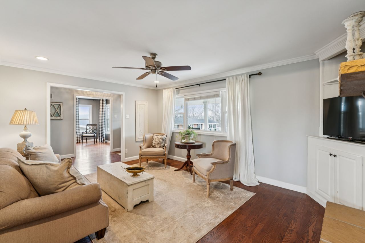 557 Happy Court Ballwin