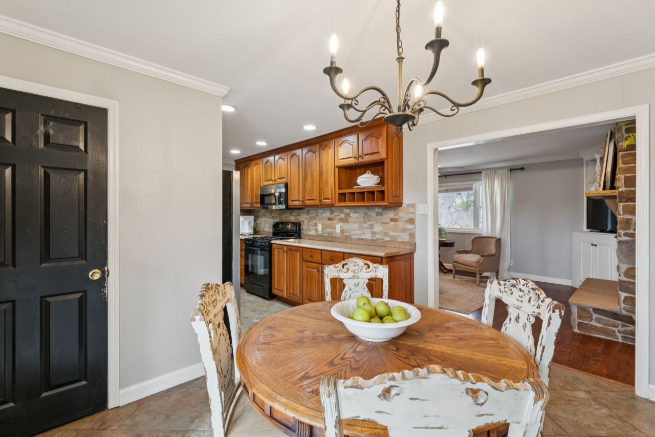 557 Happy Court Ballwin