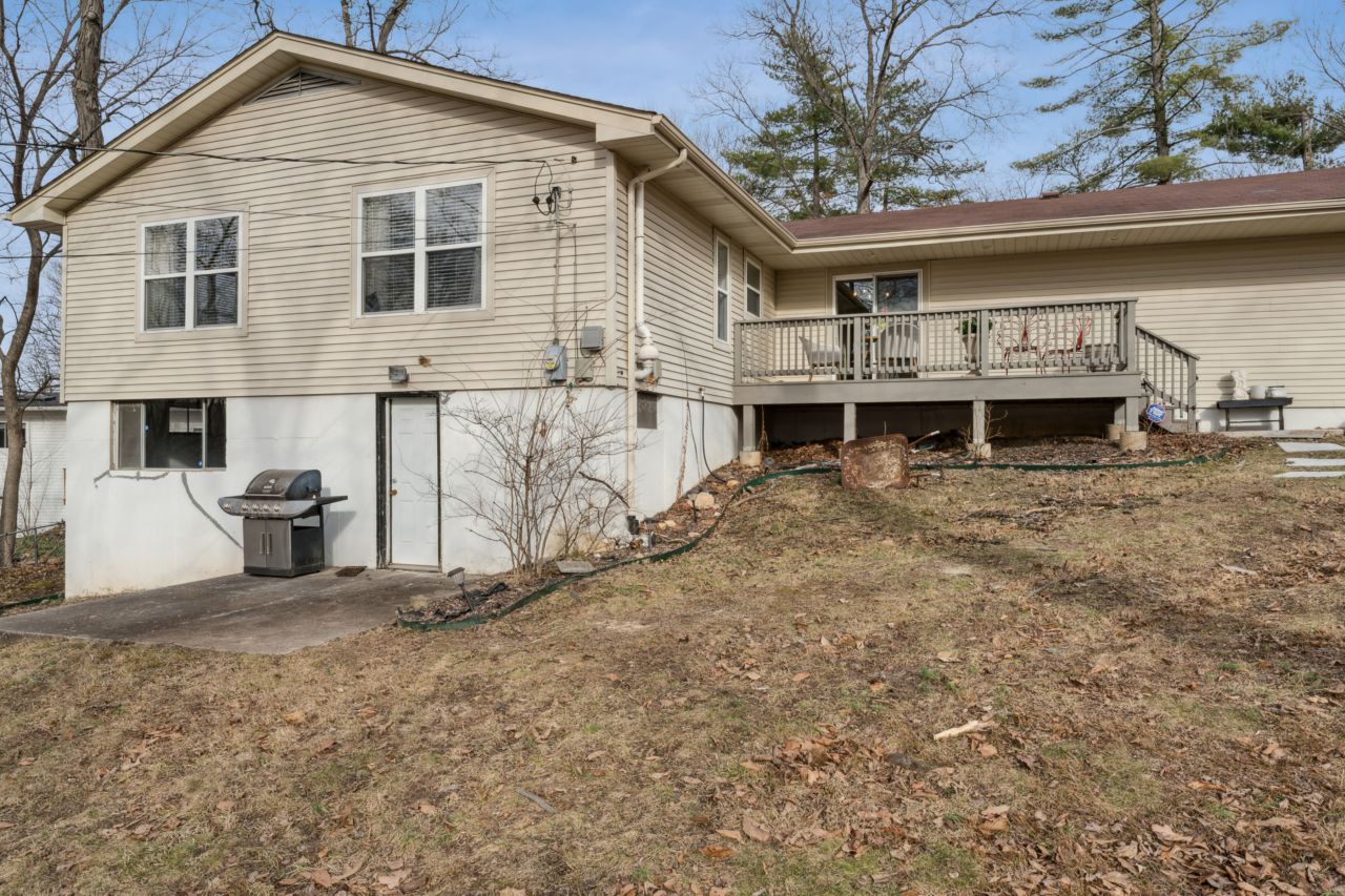 557 Happy Court Ballwin