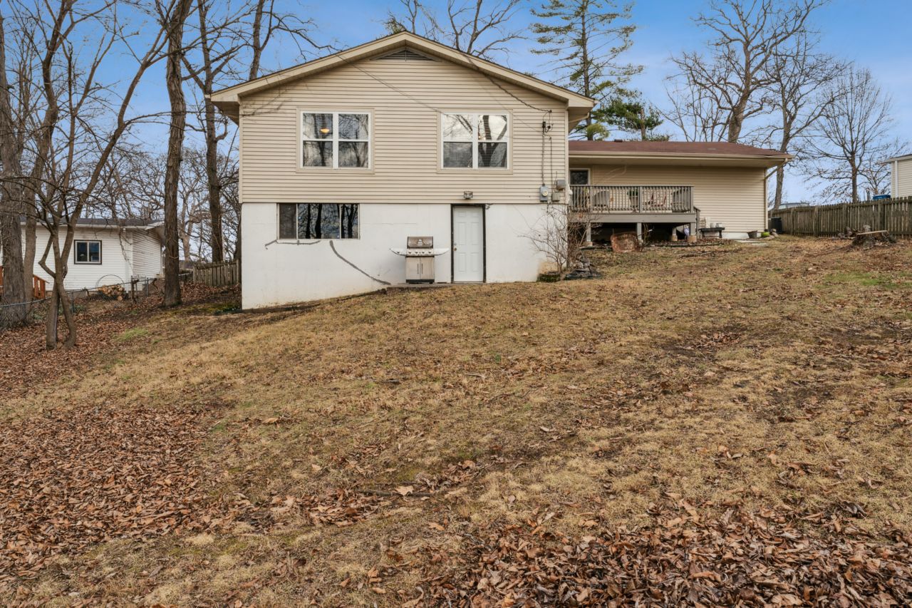 557 Happy Court Ballwin