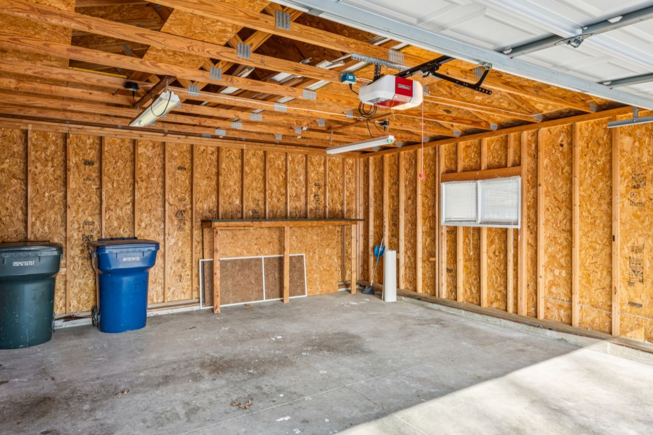 8015 Parkwood St. Louis