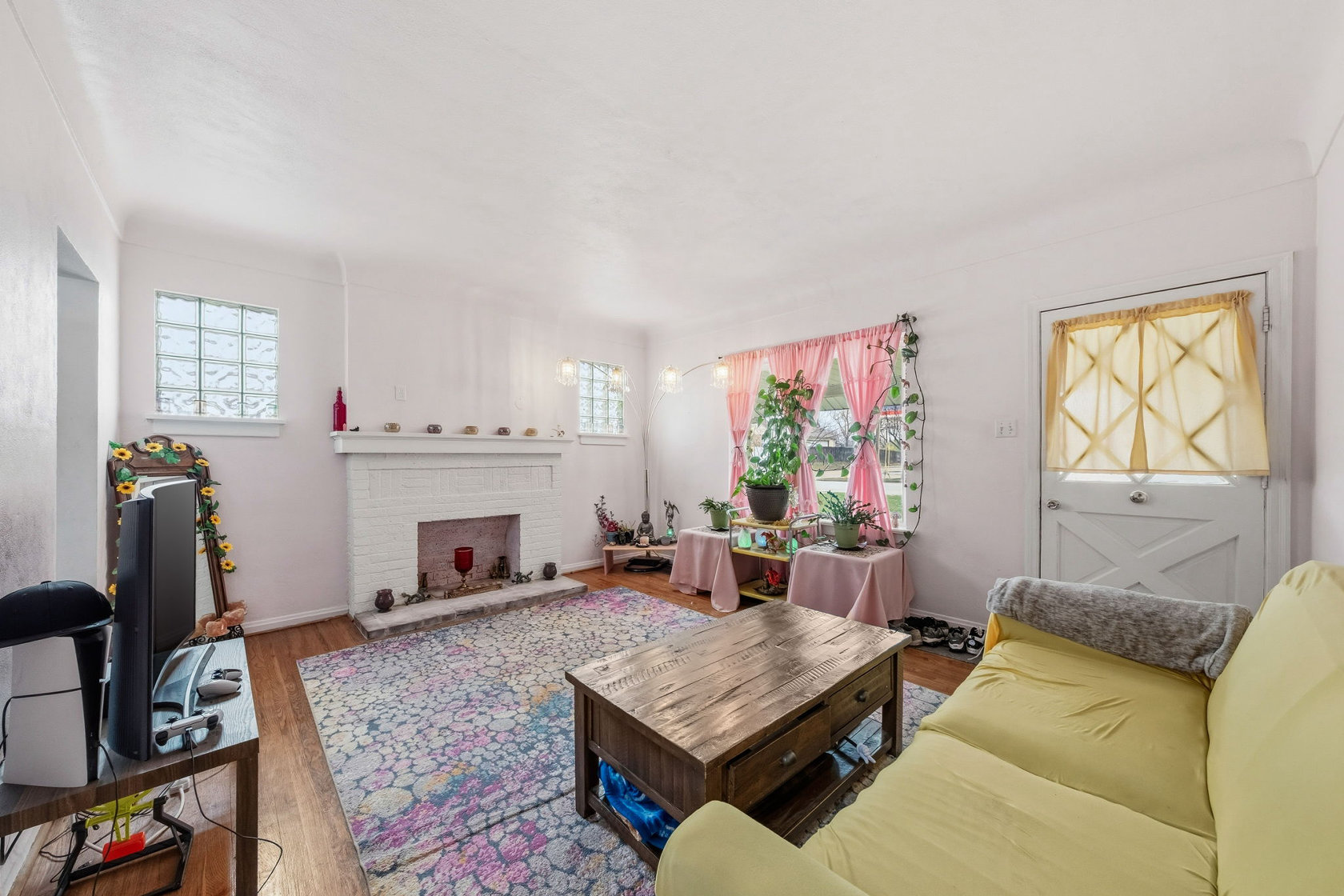 9726 Lackland Rd St. Louis Mo