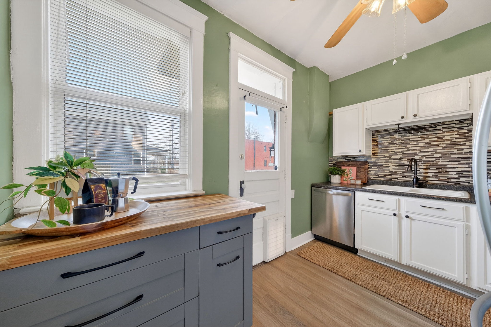 6758 Wise Avenue St. Louis