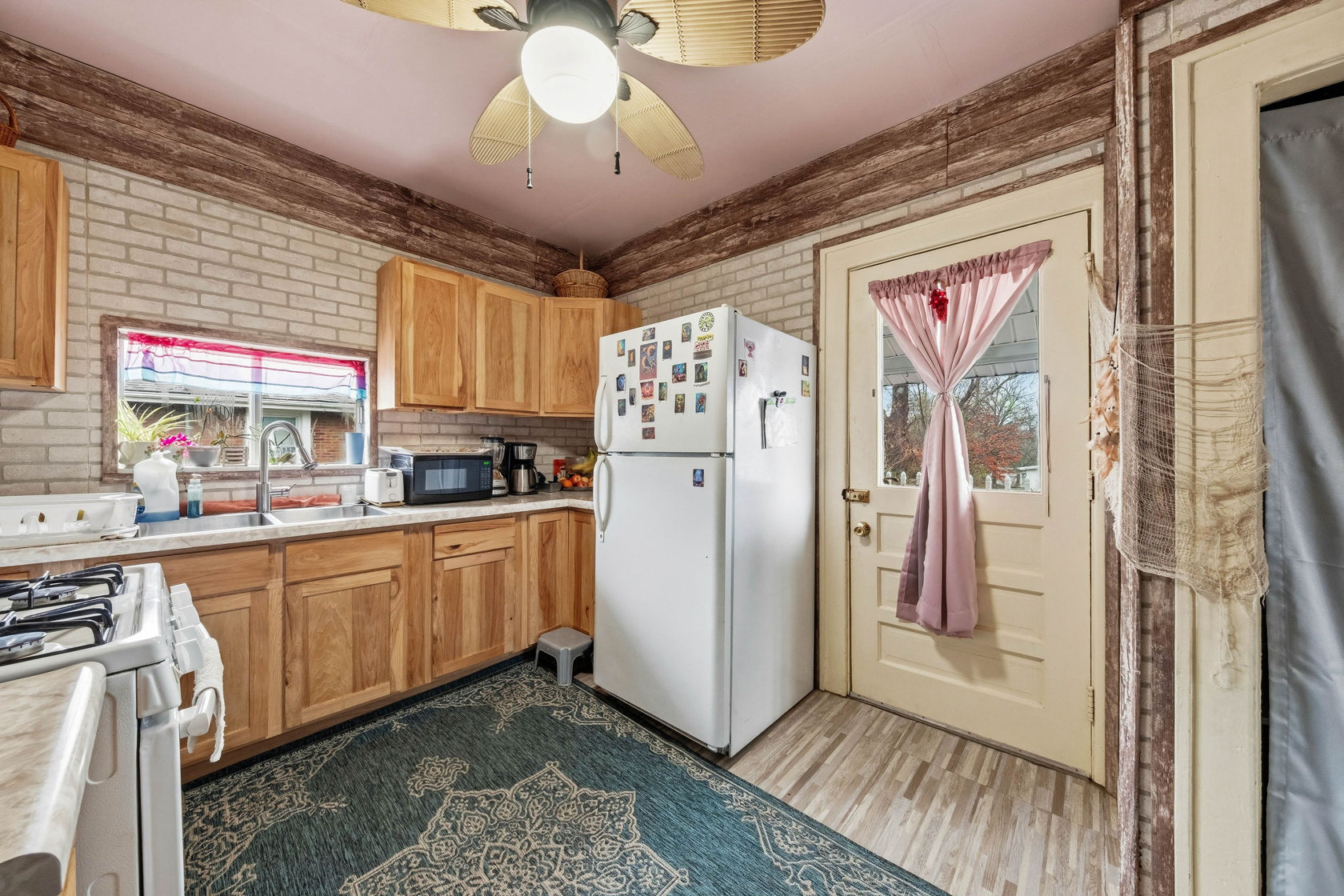 9726 Lackland Rd St. Louis Mo