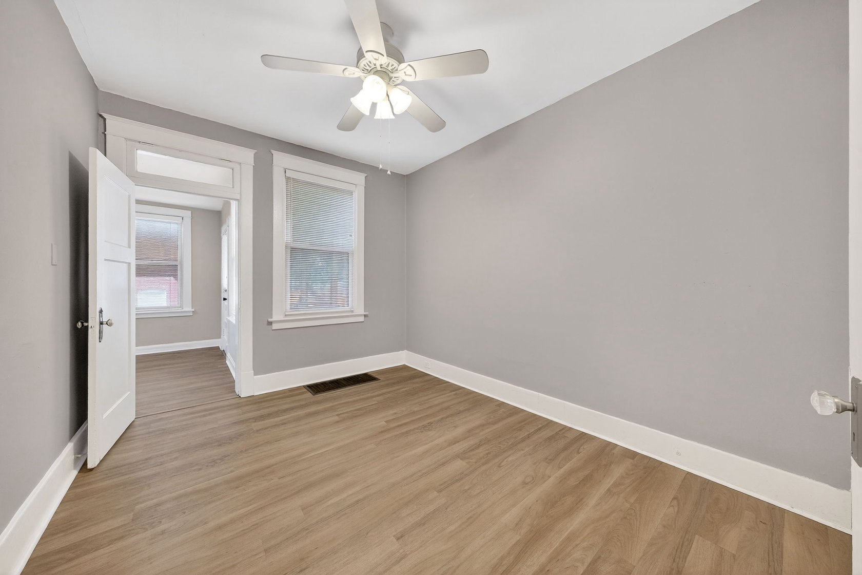 6758 Wise Avenue St. Louis