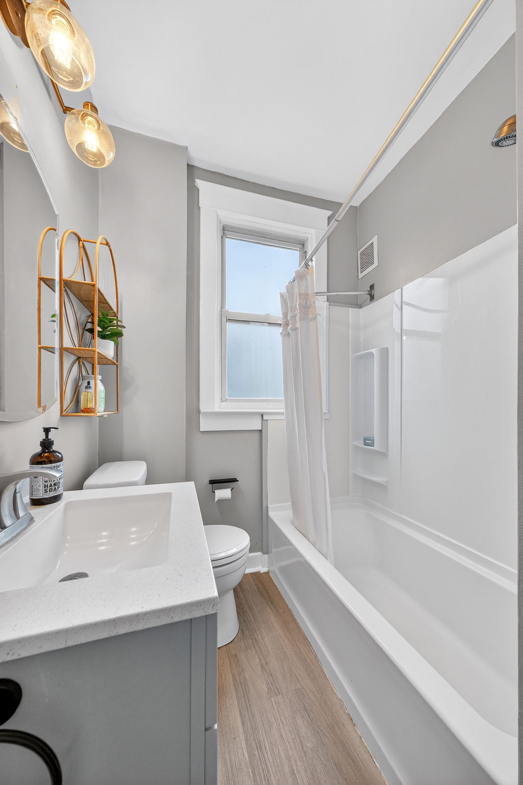 6758 Wise Avenue St. Louis