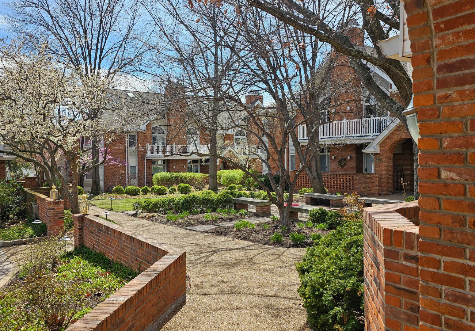 28 Country Club Terrace