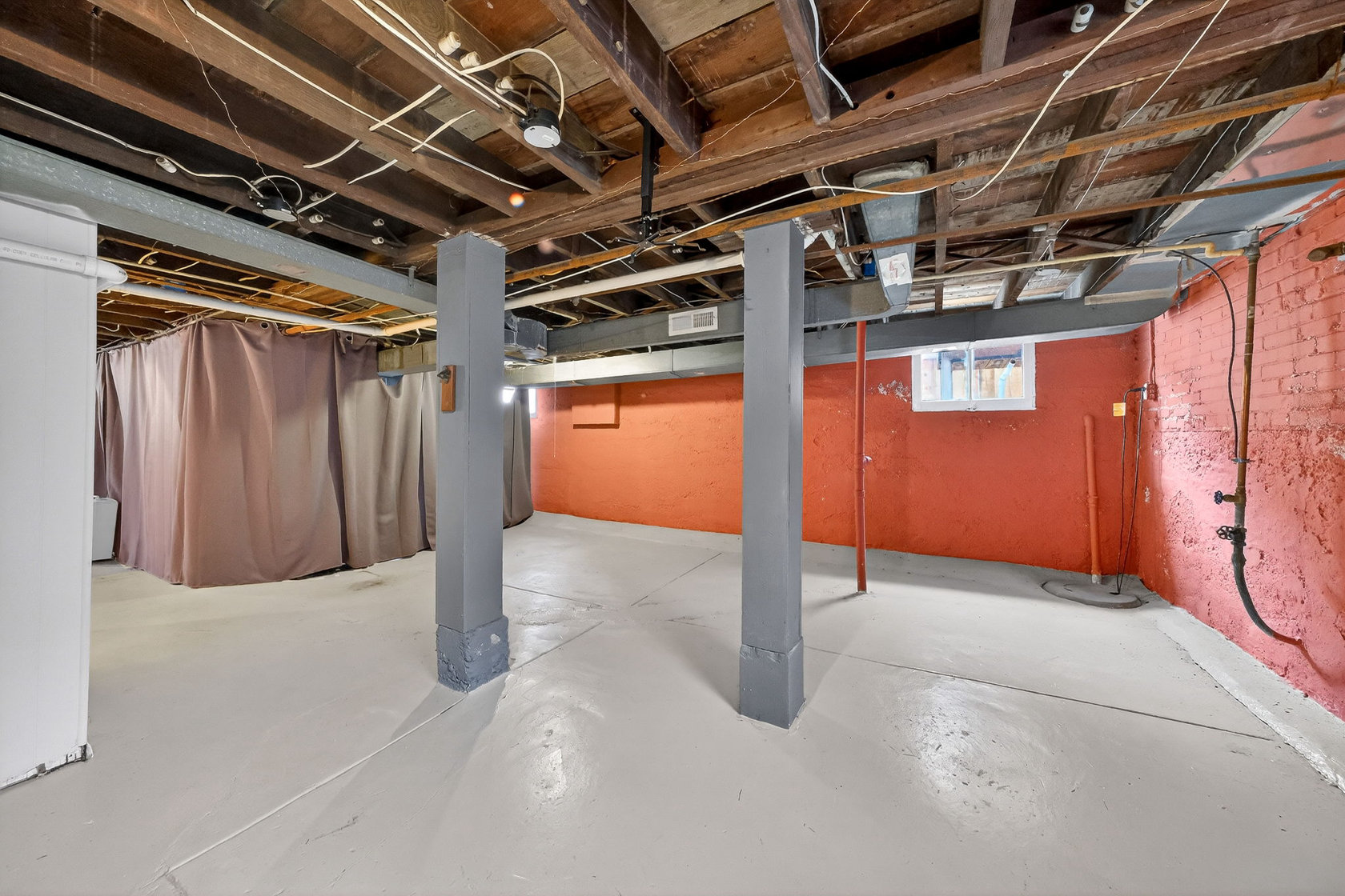 6758 Wise Avenue St. Louis