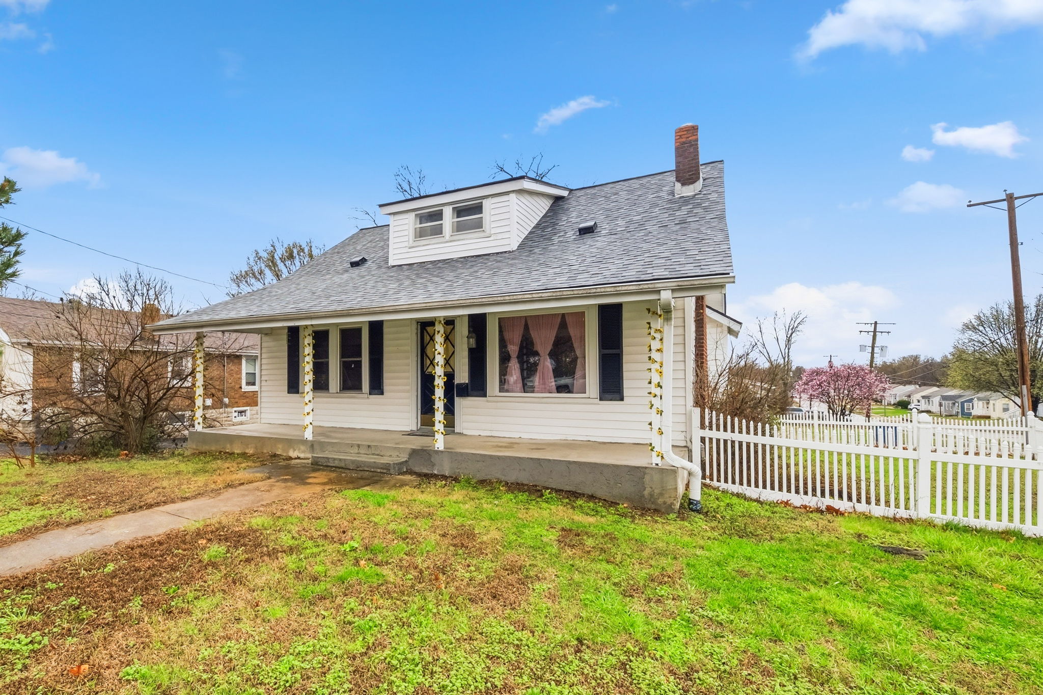 9726 Lackland Road, St. Louis, MO