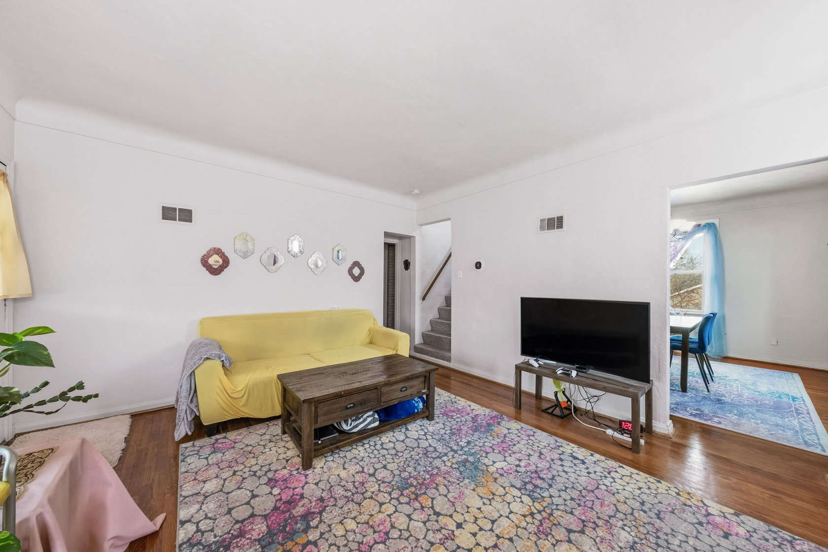 9726 Lackland Road St. Louis