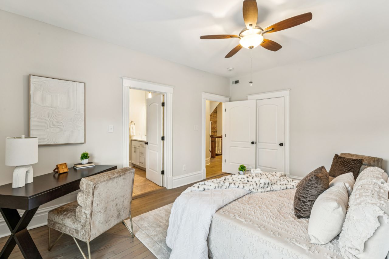 3904 Botanical in Shaw neighborhood of St. Louis