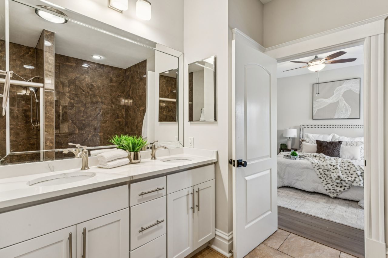 3904 Botanical in Shaw neighborhood of St. Louis