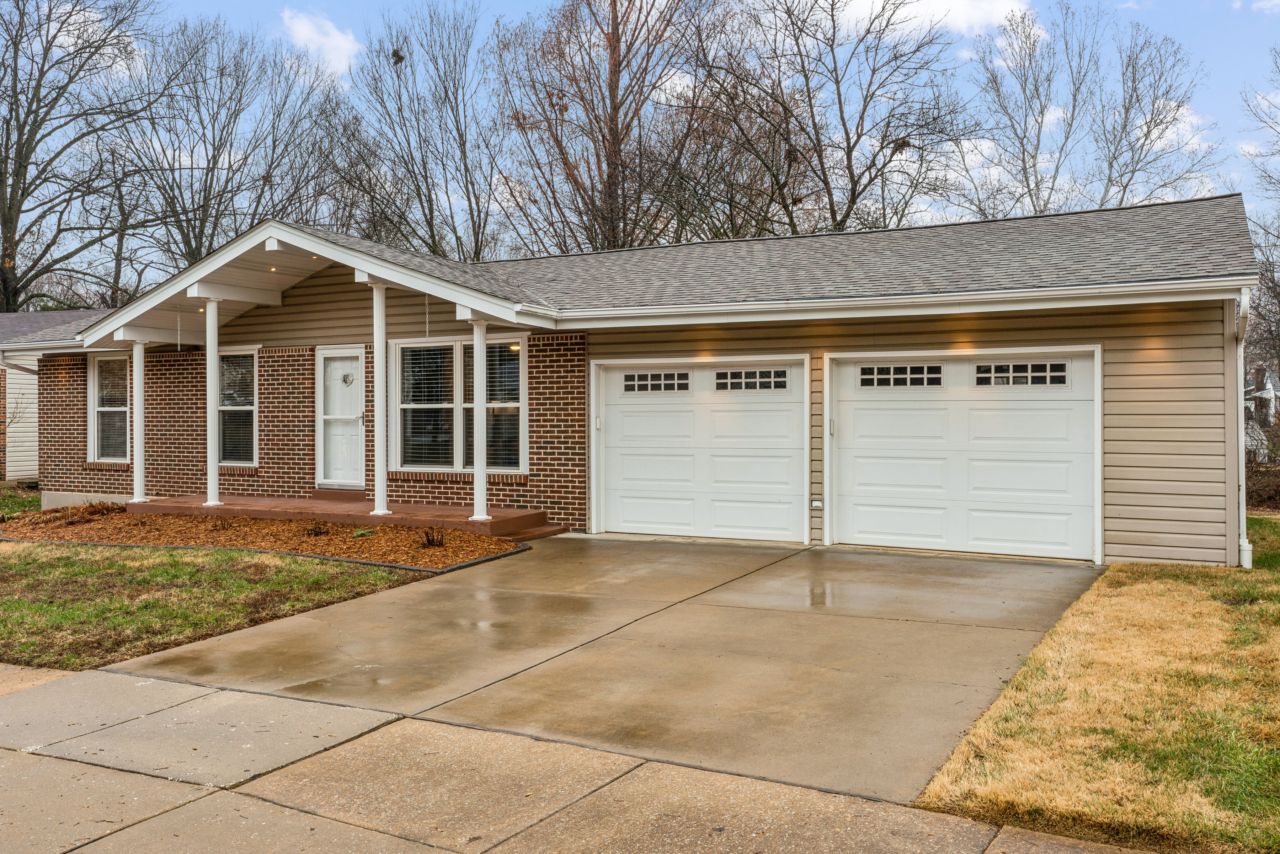 687 Green Forest Drive Fenton