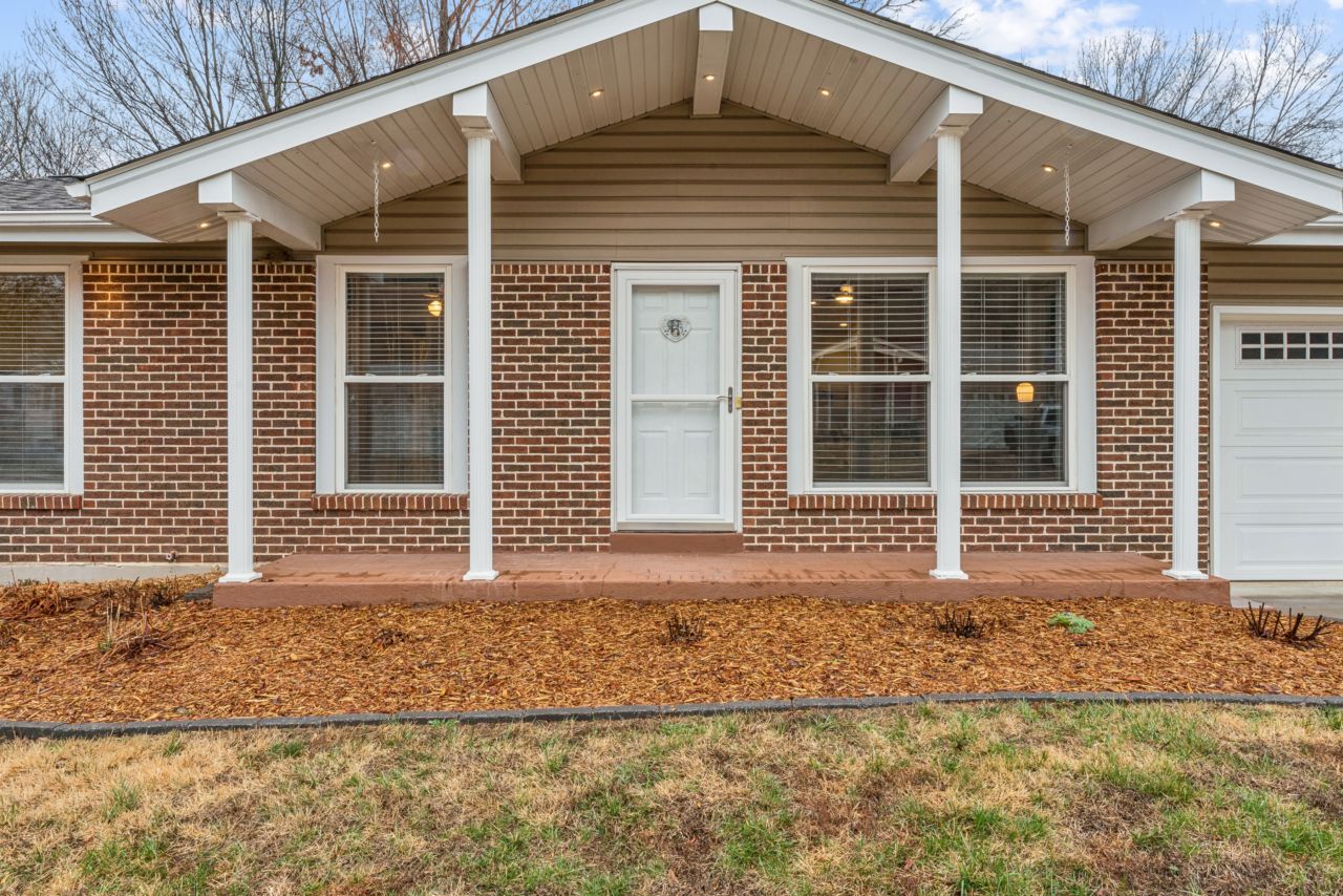 687 Green Forest Drive Fenton