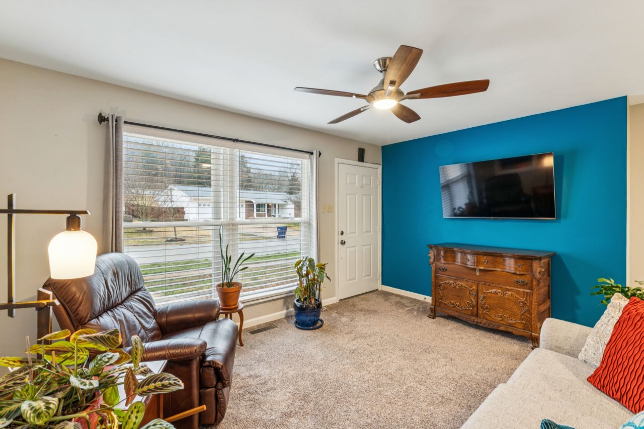 687 Green Forest Drive Fenton