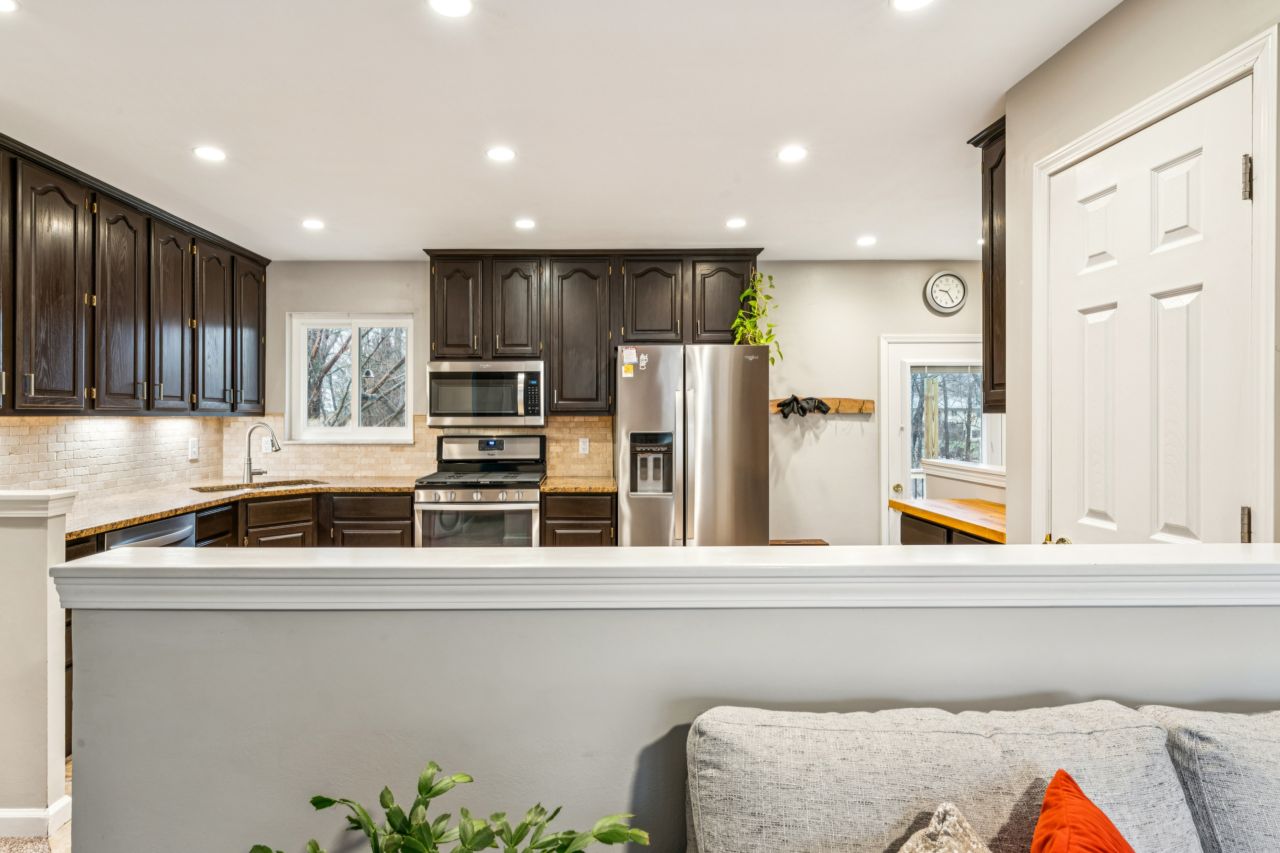 687 Green Forest Drive Fenton