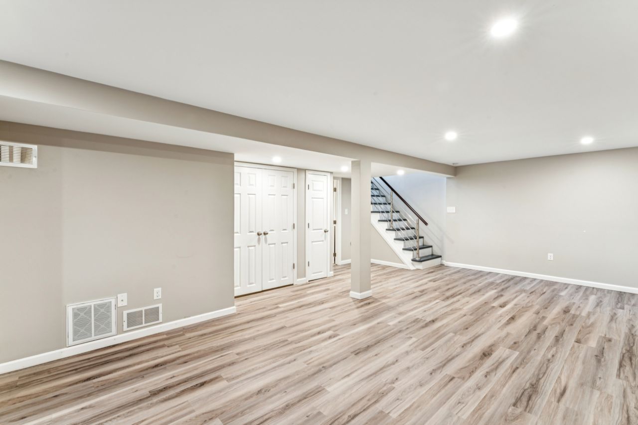 687 Green Forest Drive Fenton