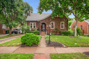 7009 Stanford Ave. in University City sold by the Dawn Griffin Group