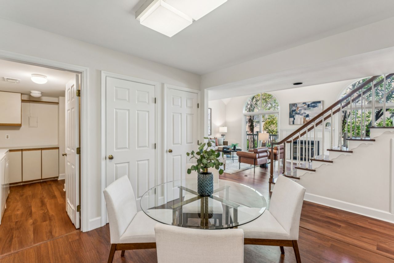 28 Country Club Terrace Condo listed in Glendale Missouri