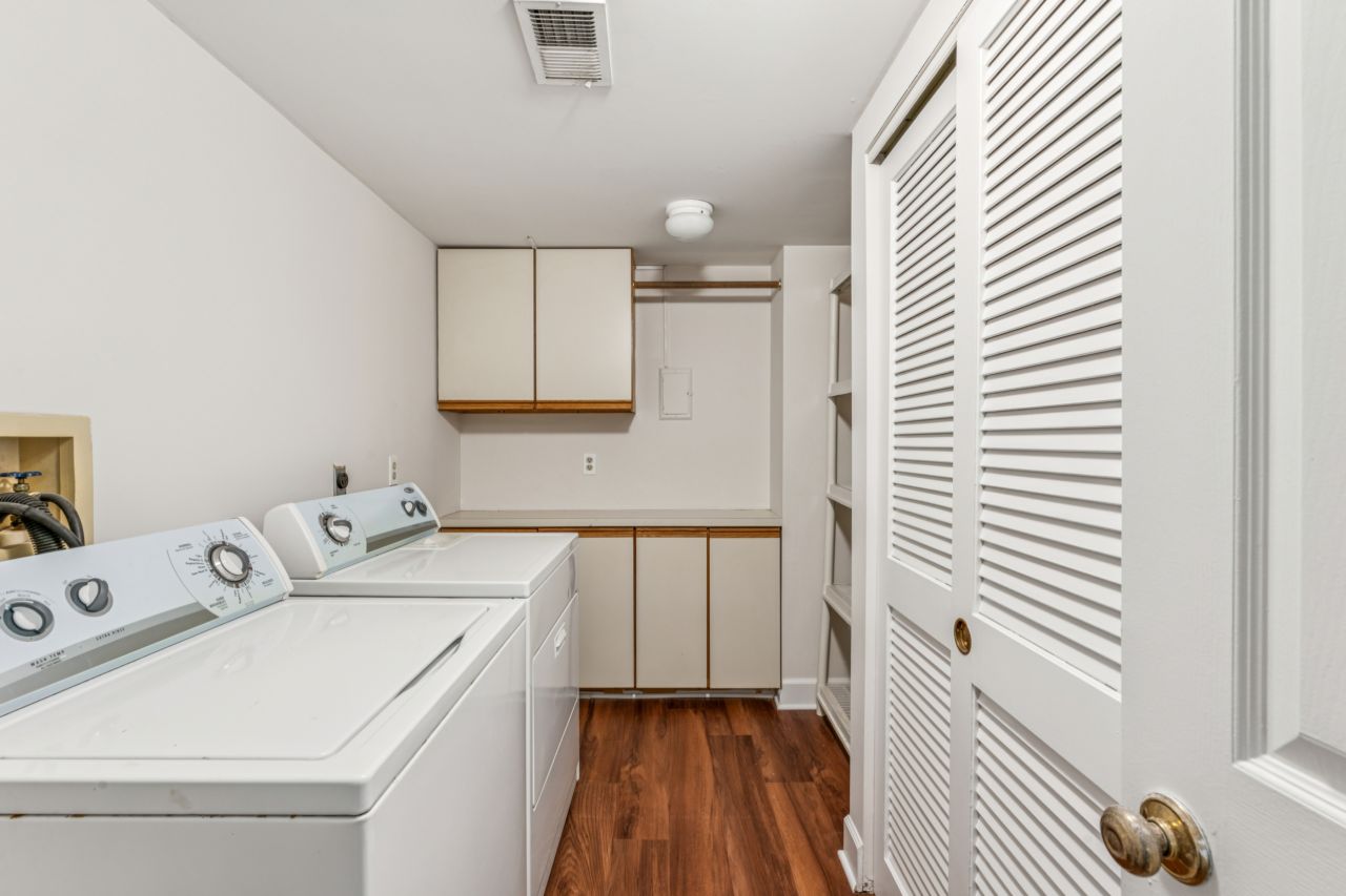 28 Country Club Terrace Condo listed in Glendale Missouri