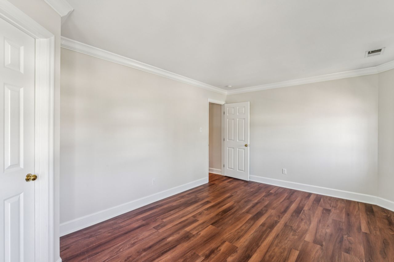 28 Country Club Terrace Condo listed in Glendale Missouri