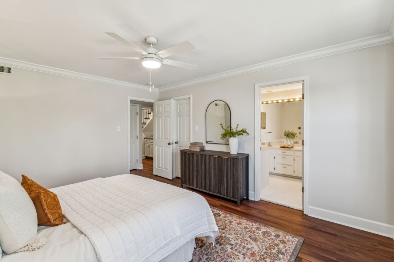 28 Country Club Terrace Condo listed in Glendale Missouri