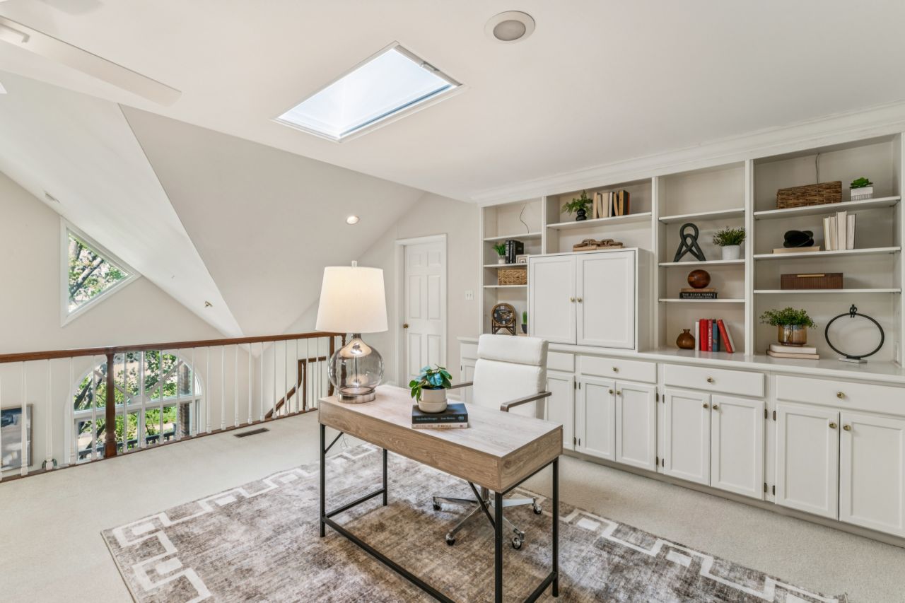 28 Country Club Terrace Condo listed in Glendale Missouri