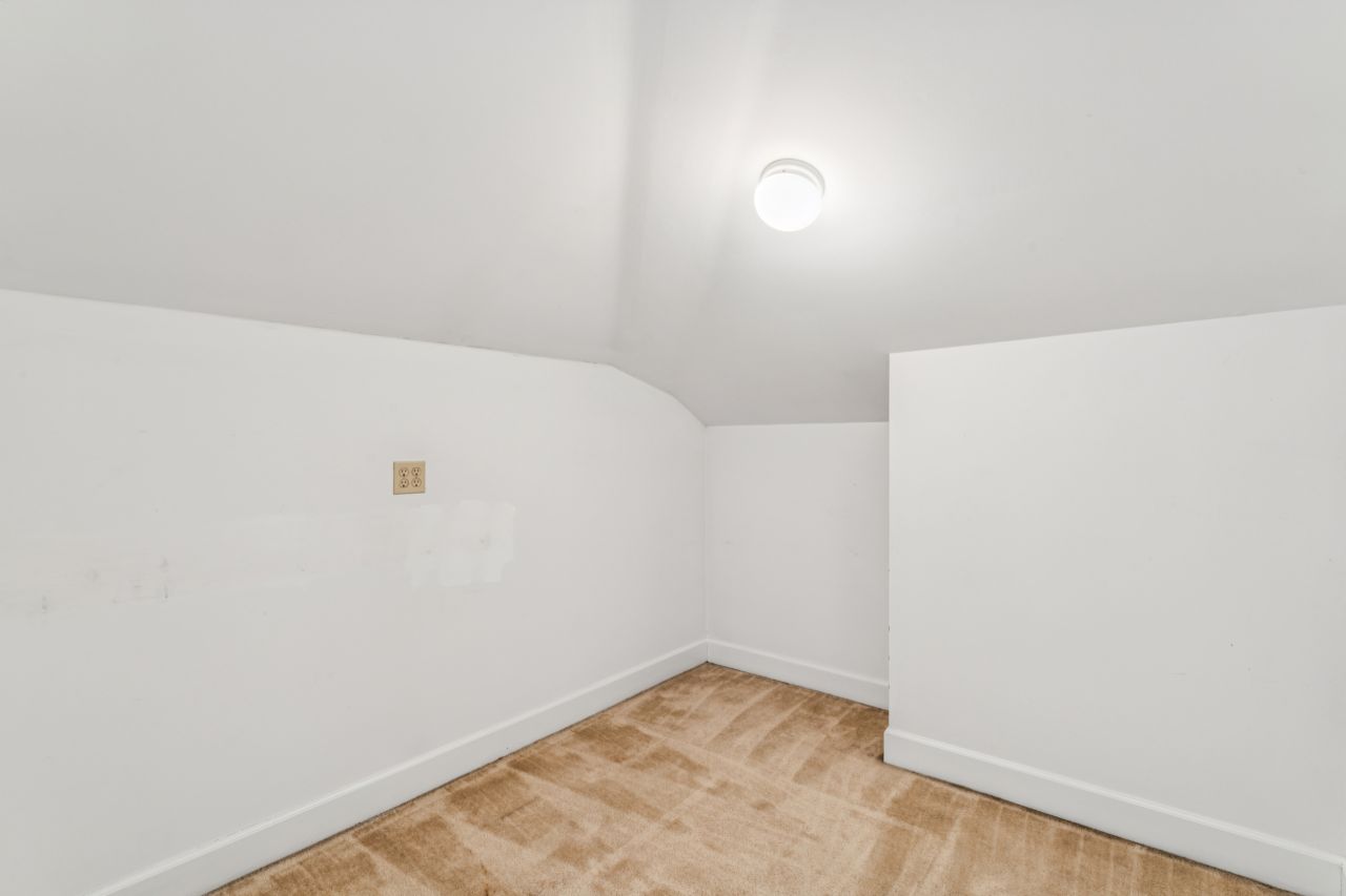 28 Country Club Terrace Condo listed in Glendale Missouri