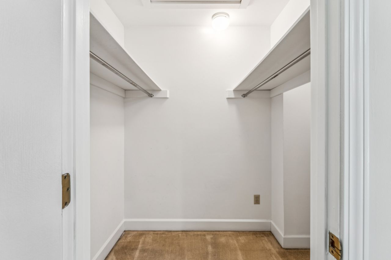 28 Country Club Terrace Condo listed in Glendale Missouri