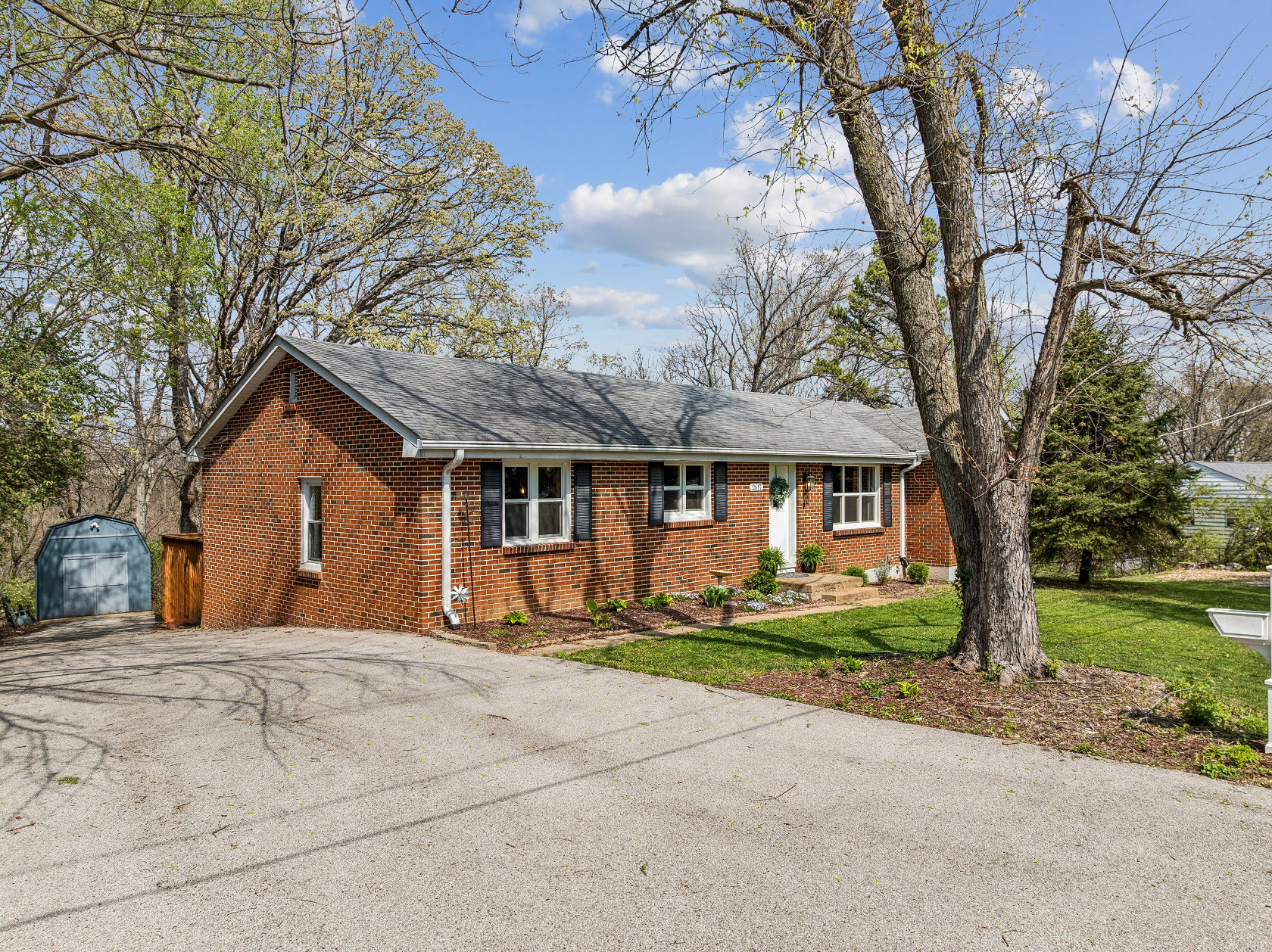 2617 Rosemary High Ridge Missouri Brick ranch home