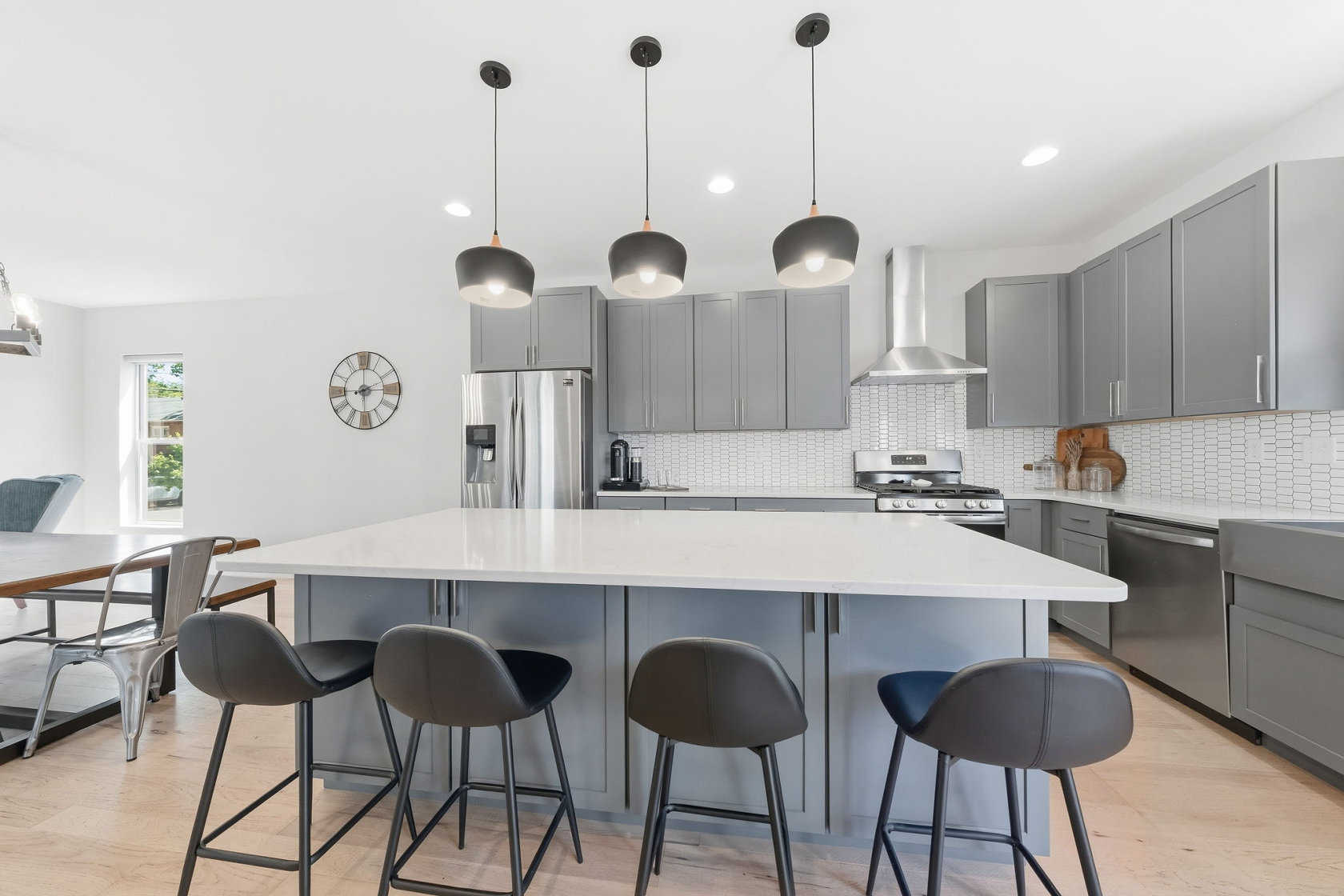 1119 Wilshire University City