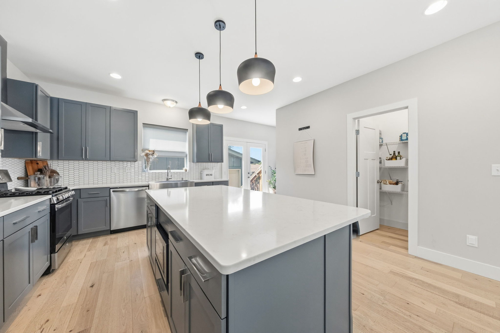 1119 Wilshire University City