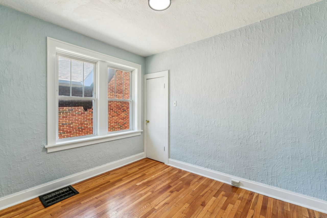 6412 Potomac Lindenwood Park St. Louis