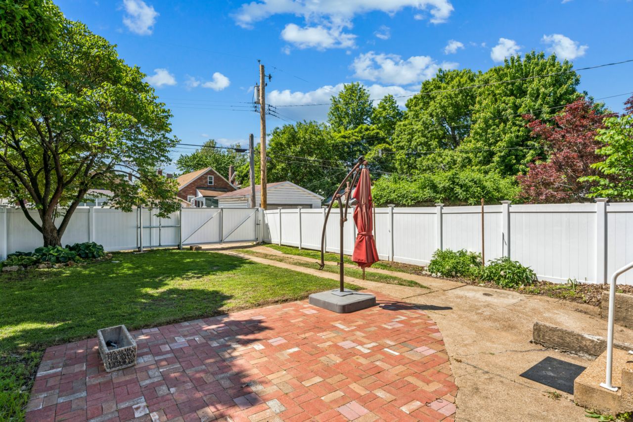 6412 Potomac Lindenwood Park St. Louis
