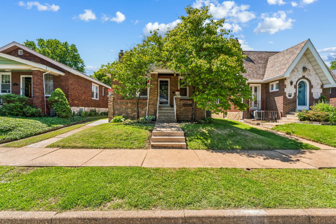 6412 Potomac Lindenwood Park St. Louis
