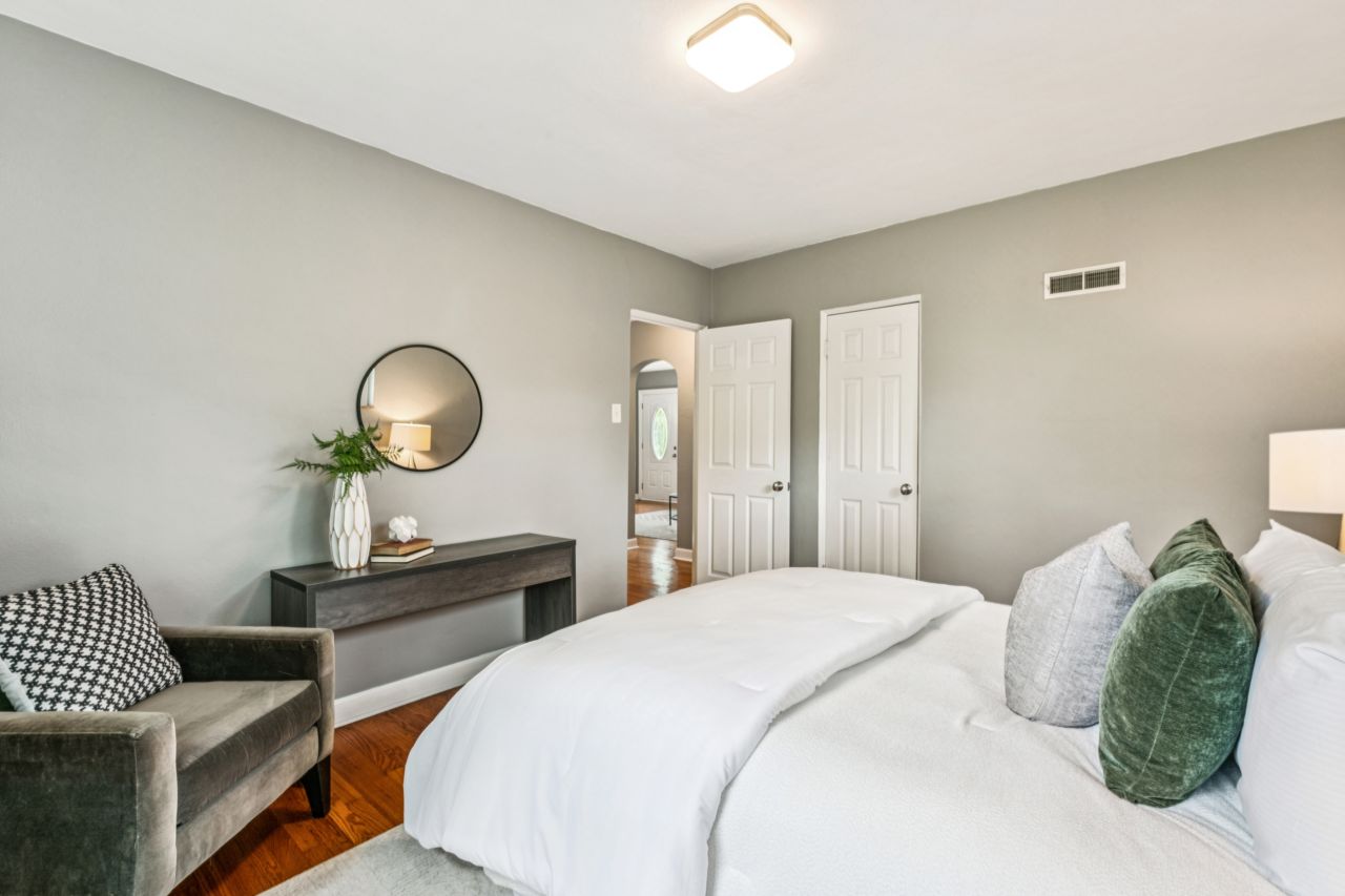 4114 McDonald Tower Grove South St. Louis
