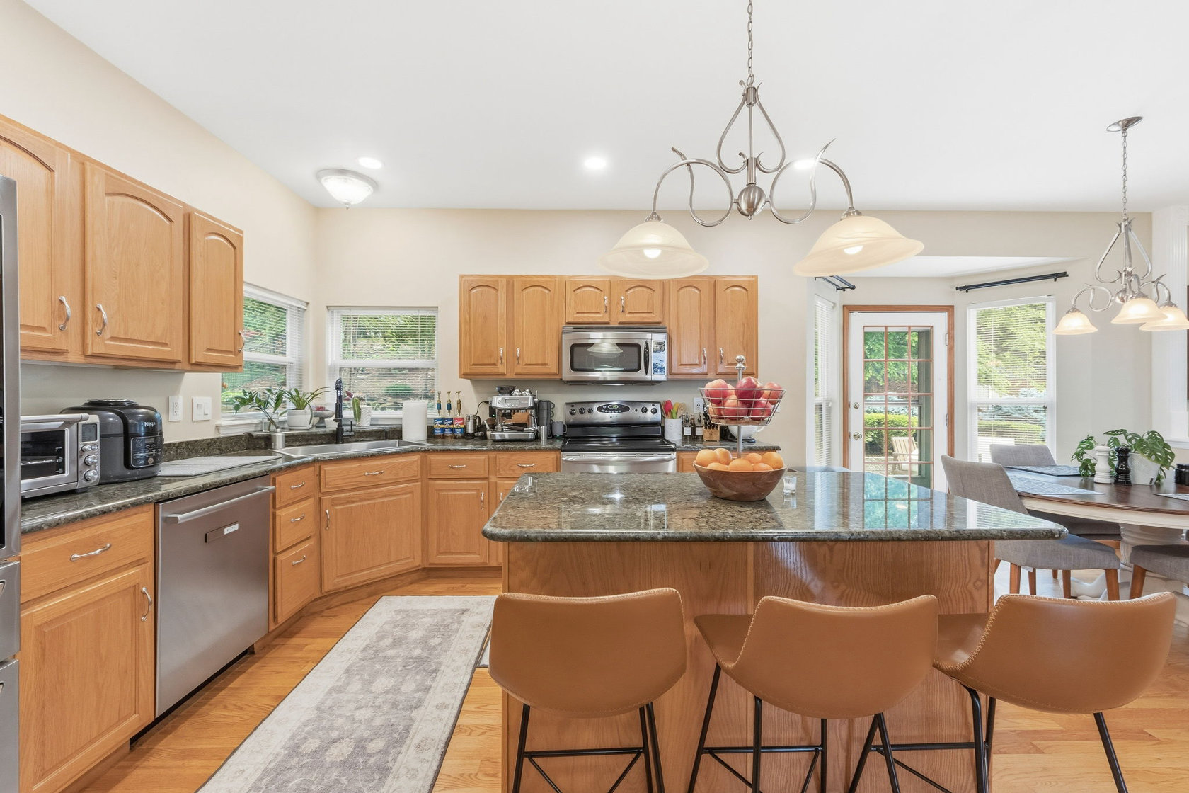 Interior 7204 Westfield Woods O'Fallon MO Dawn Griffin Group