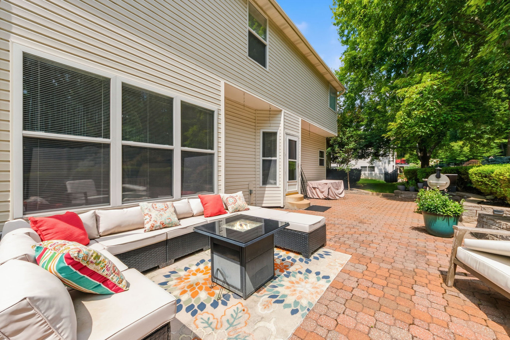 Patio Backyard 7204 Westfield Woods O'Fallon