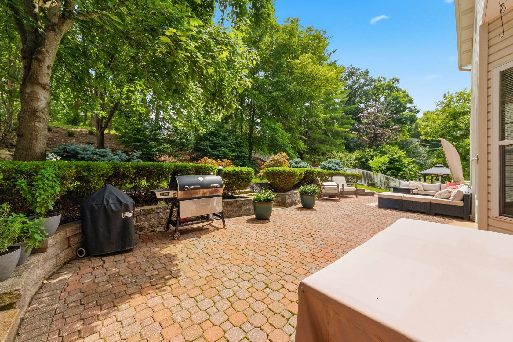 Patio Backyard 7204 Westfield Woods O'Fallon