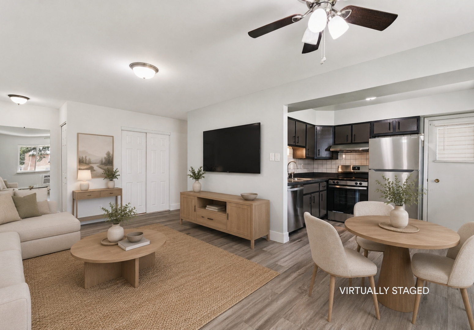 9047 Villaridge Unit F condo living and dining room St. Louis virtually staged