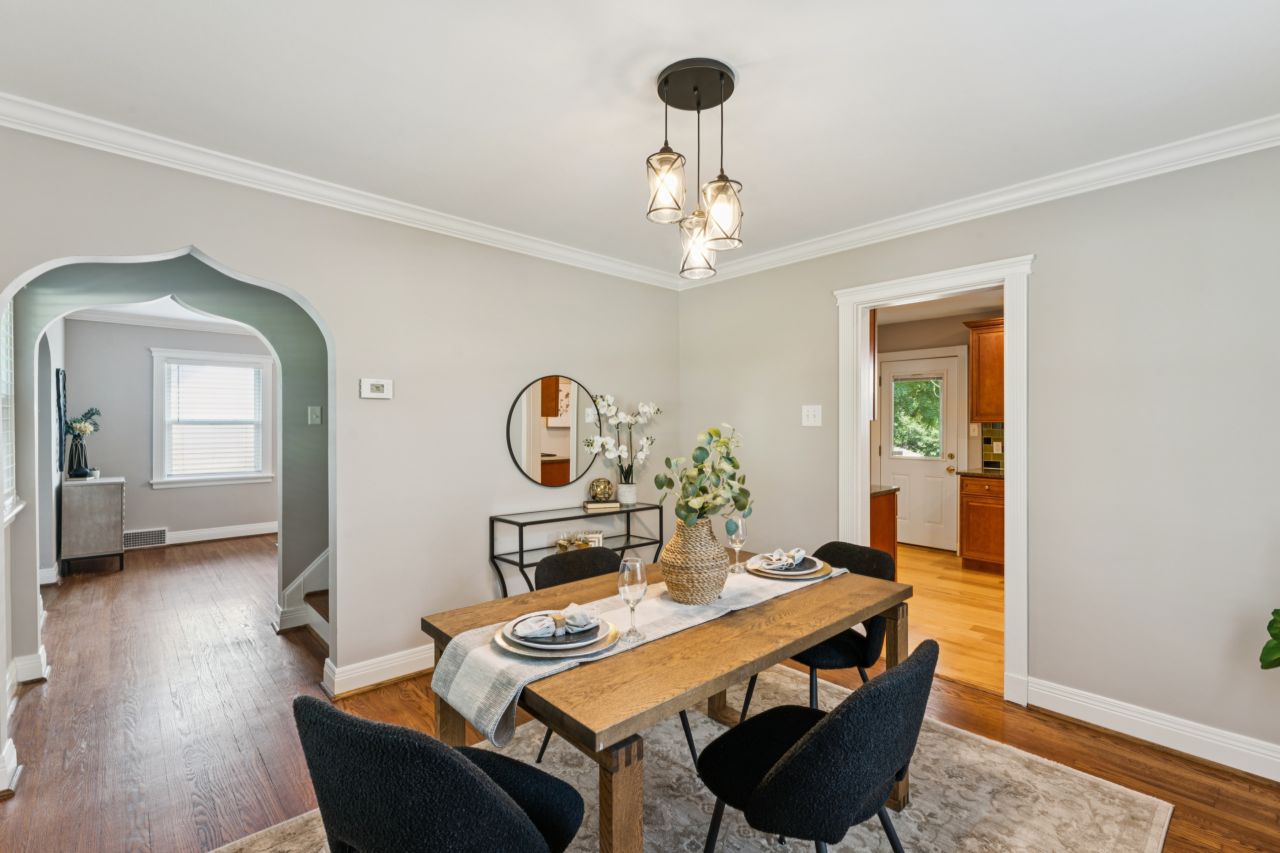 1034 Bernice Kirkwood dining room