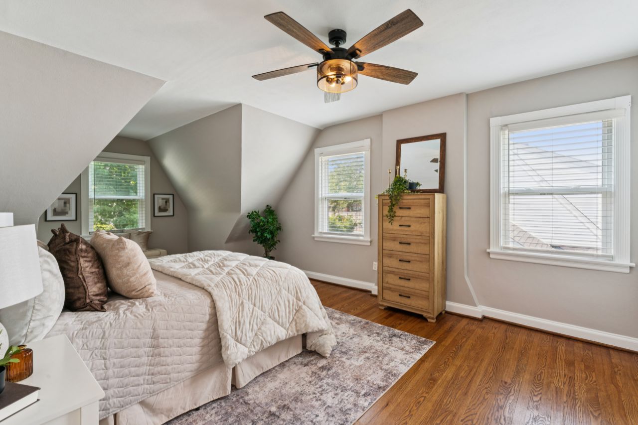 1034 Bernice Kirkwood bedroom