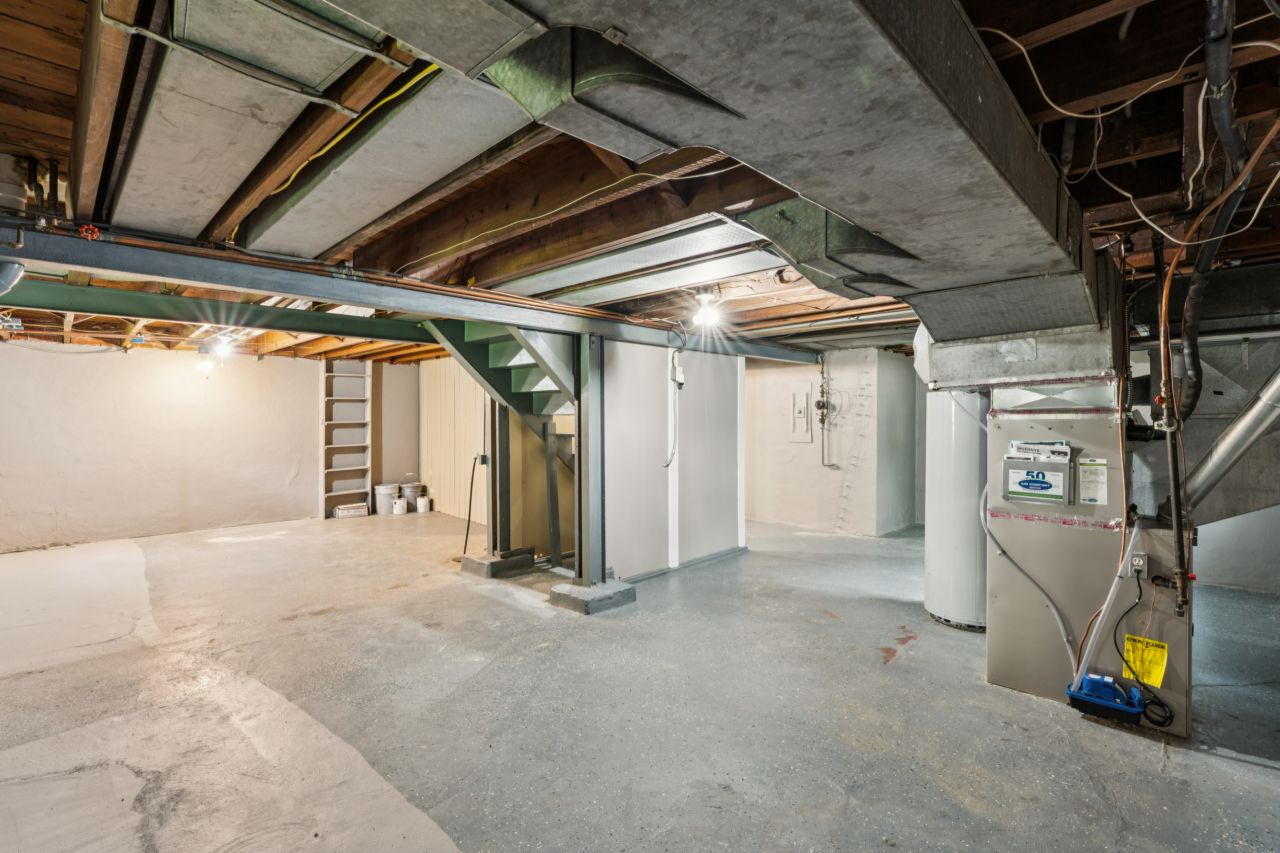 1034 Bernice Kirkwood basement